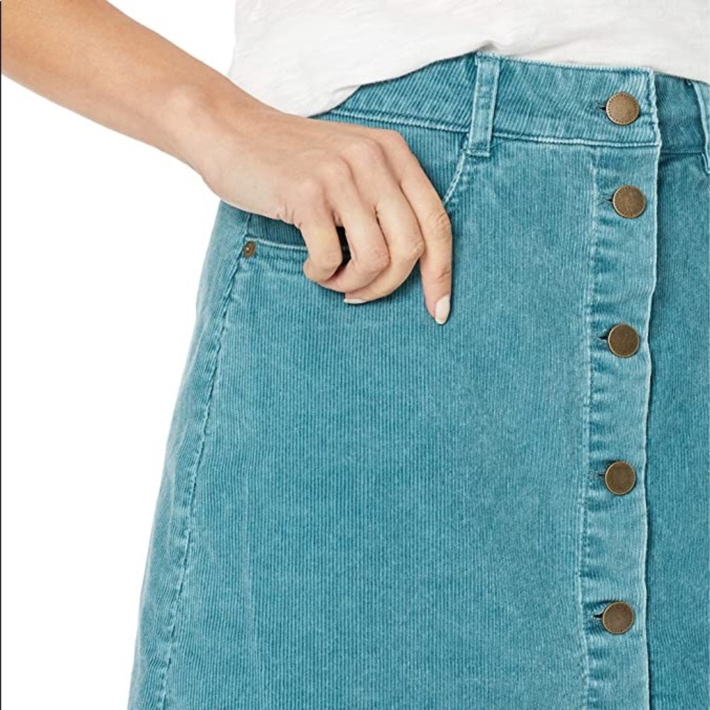 Roxy Unforgettable Corduroy Skirt NWT - Picture 2 of 5